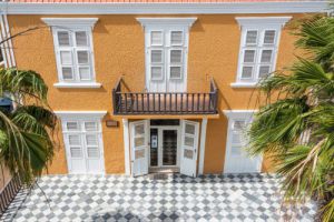 Monumentaal kantoorpand Scharloo te koop Curacao,  Willemstad