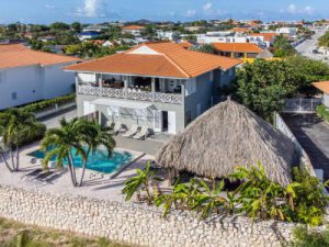 The Real estate agent of Curacao: house for sale on Vista Royal Curacao on walking distance of Jan Thiel Beach,  Jan thiel