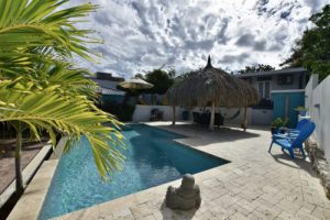 Mahaai Curacao: centraal gelegen familie huis te koop ,  Mahaai