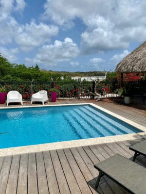 Bottelier Curacao huis te koop direct aan de zoutpannen van Jan Thiel,  Willemstad