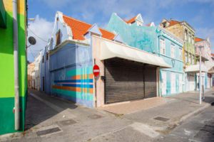 Otrobanda Curacao winkelpand te koop in drukke straat ,  Otrobanda