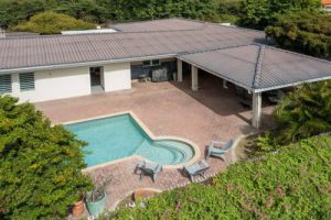 The real estate agent of Curacao offers: Tropical villa for sale in the lovely Mahaai neighborhood ,  Willemstad