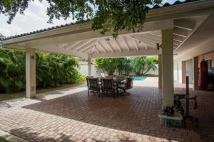 Mahaai Curacao: House for sale with swimming pool in a centrally located area,  Willemstad