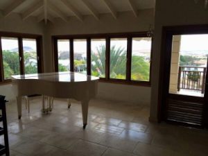 The real estate agent of Curacao offers: Villa including a stunning view and swimming pool Cas Grandi,  Willemstad