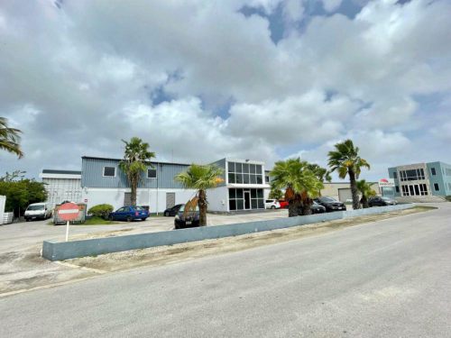 The real estate agent of Curacao offers: Modern commercial property Groot Davelaar,  Curacao