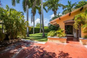 The real estate agent of Curacao: house for sale on the Boebiweg in Damacor Curacao,  Damacor