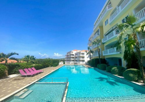 Blue Bay Curacao: Apartment for sale with swimming pool and beautiful view