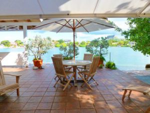 The real estate agent of Curacao offers Waterfront house on Jan Sofat Curacao,  Willemstad