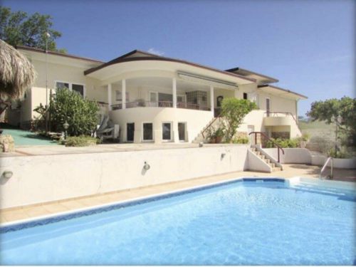 Kintjan Curacao: for sale house with 180 degree view over the island