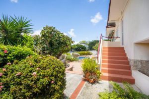 Kintjan Curacao: for sale house with 180 degree view over the island,  Willemstad