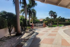 The Real Estate Agent of Curacao: House with pool for sale Villapark Girouette ,  Curacao