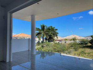 Grote Berg Curacao: moderne, nieuwgebouwde woning te koop ,  Grote berg