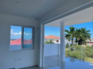 Grote Berg Curacao: moderne, nieuwgebouwde woning te koop ,  Grote berg