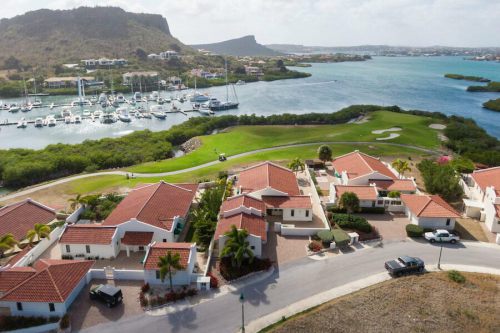 The real estate agent of Curacao: Beautiful villa overlooking the Spanish water and the marina.