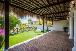 Jan Thiel Curacao: Appartement te koop op resort aan Spaanse water,  Jan thiel