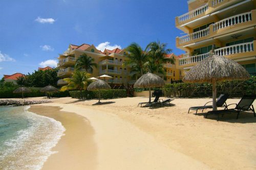 Beau Rivage Penstraat Pietermaai Curacao apartment with sea view for sale