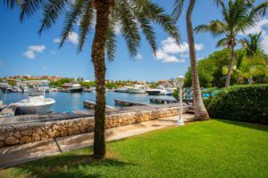 Jan Thiel Curacao Appartement Te koop met zeezicht, eigen ligplaats en parkeerplaats,  Jan thiel