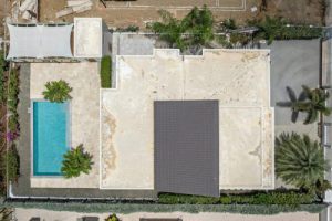 Damasco Resort Villa te koop met appartementen, zwembad en prachtig uitzicht op natuurgebied,  Jan thiel
