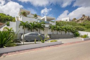 Blue Bay Golf and Beach Resort Curacao te koop villa met 7 slaapkamers,  Blue bay golf and beach resort
