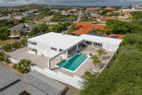 Cas Grandi Curacao modern villa for sale with swimming pool