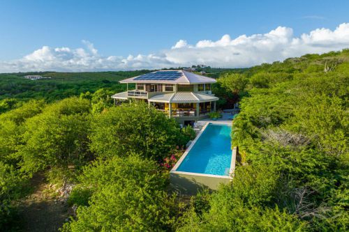 San Sebastiaan Curacao villa for sale with pool and incredibly beautiful view





