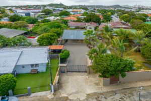 Dominguito Curacao huis te koop met appartement en zwembad centraal gelegen,  Willemstad