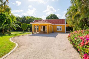 Van Engelen Curacao Beautiful Estate for sale with two residences,  Van engelen