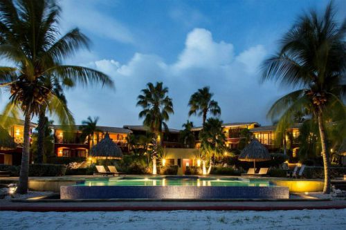 Brakkeput Curacao La Maya Beach apartment for sale with beach and pool, good rental 