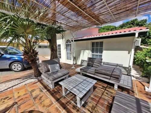 Lagunisol Jan Thiel Curacao Huis te huur op resort met zwembad vlakbij strand,  Jan thiel