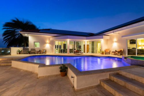 Jan Thiel Curacao Very spacious villa with beautiful views of Spanish Water