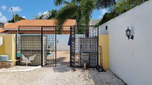 Bottelier Curacao Huis te koop met zwembad en 6 slaapkamers,  Willemstad