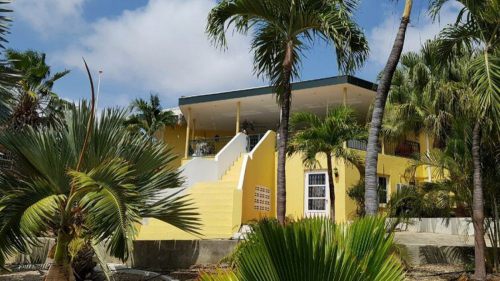 Bottelier Curacao Huis te koop met zwembad en 6 slaapkamers